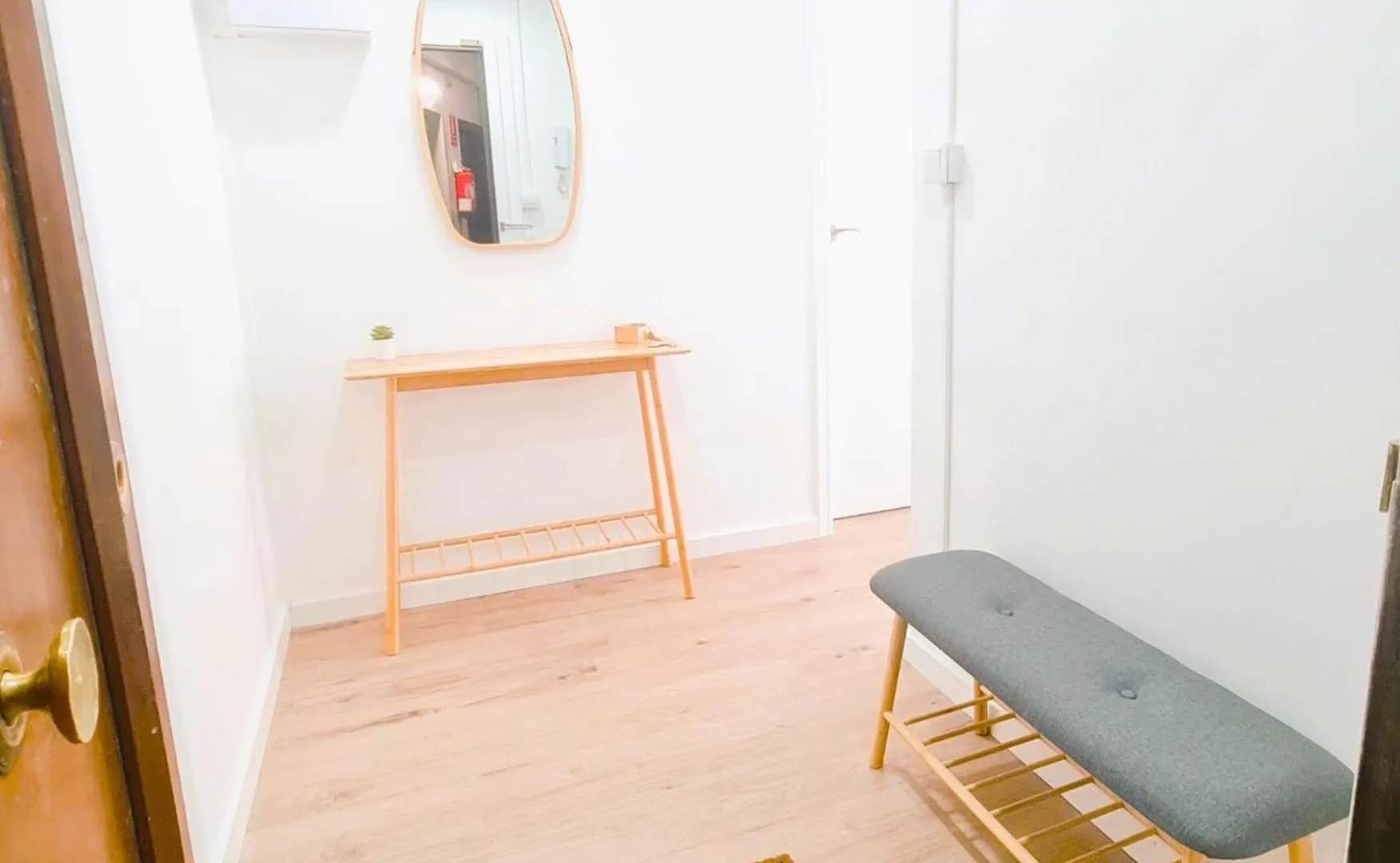 G74 Avenida Gaudi Nice 4 Bedrooms Apartment With Balcony- Sagrada Familia 巴塞罗那 西班牙